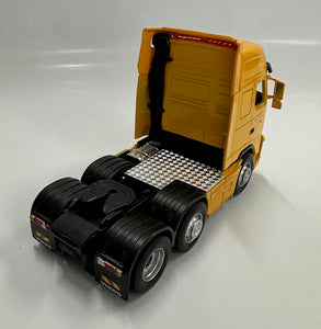 1:50 Volvo Prime mover & Curtain Side Trailer (Yellow)