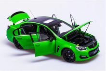 Load image into Gallery viewer, 1:18 Holden VF Commodore SSV Redline II - Spitfire Green - Biante
