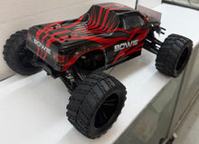 Load image into Gallery viewer, 1:10 Bowie Truck - Brushless RC - Ready to Run
