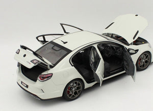 1:18 Holden HSV GTSR Commodore - White