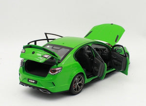 1:18 Holden HSV GTSR Commodore - Green