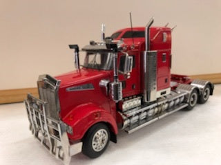 1: Kenworth T Prime Mover Red – Exclusive Collectables
