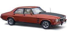 Load image into Gallery viewer, 1:18 Holden HX Monaro Persian Sand
