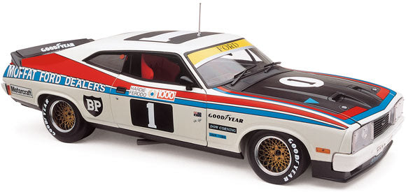 1:18 Ford Falcon XC GT Hartop 1977 Bathurst Winner Allan Moffat Classic Carlectables