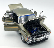 Load image into Gallery viewer, 1:18 Ford XW GTHO Falcon - Reef Green - Classic Carlectables
