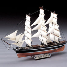 Load image into Gallery viewer, 1:350 Clipper Ship Cutty Shark
