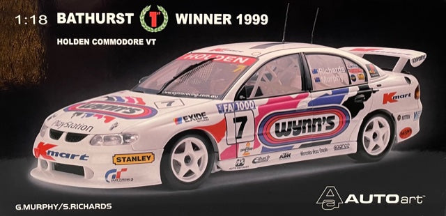 1:18 Holden VT Commodore 1999 Bathurst Winner Richards - Murphy Autoart