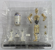 Load image into Gallery viewer, STAR WARS 1:10 R2-D2 &amp; C3-PO pre-painted model kit
