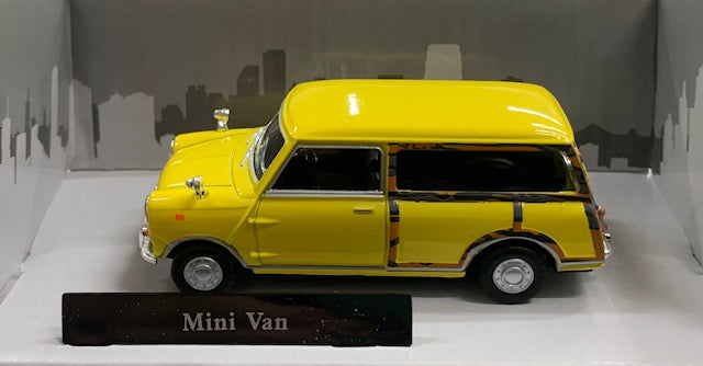 1:43 Scale Mini Van