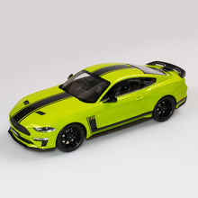 Load image into Gallery viewer, 1:18 Ford Mustang R-SPEC - Grabber Lime
