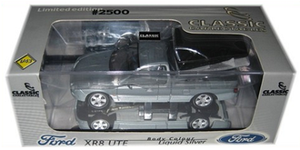1:43 Ford Falcon XR8 Ute 2002 (Liquid Silver)