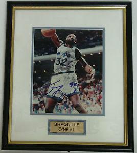 Shaquille O'Neal Officially Signed Promotional Photograph - Orlando Magic