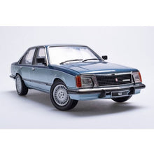 Load image into Gallery viewer, 1:18 Holden VC Commodore Nocturn Blue over Atlantis Blue - Biante
