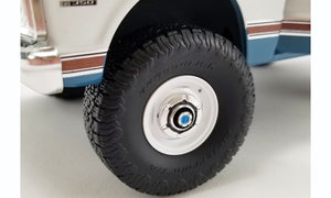 1:18 1972 Chevy K/5 Blazer - Medium Blue Poly & White